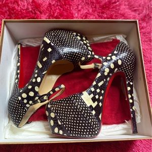 Christian Louboutin Heels size 28